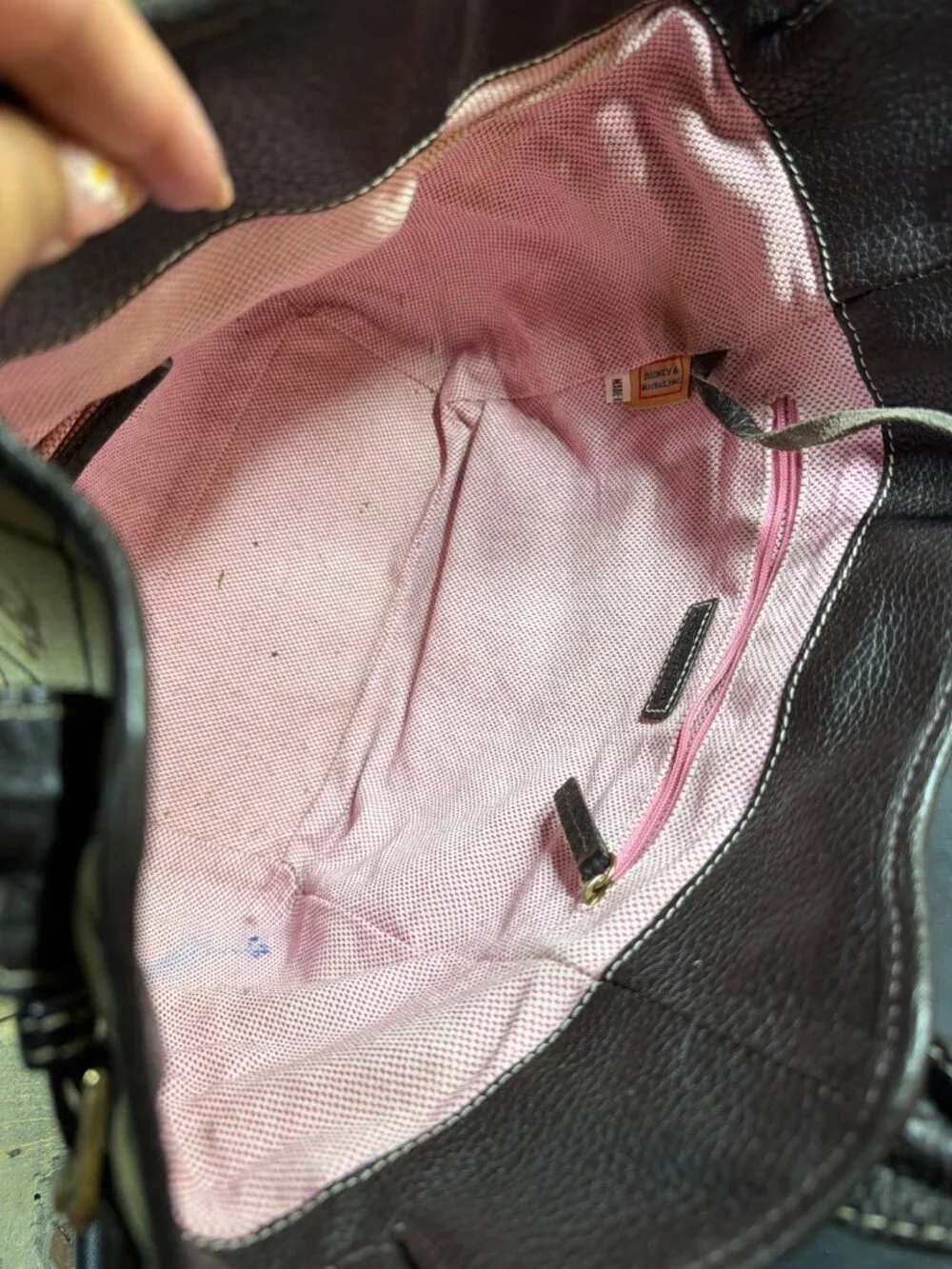 Dooney & Bourke this item